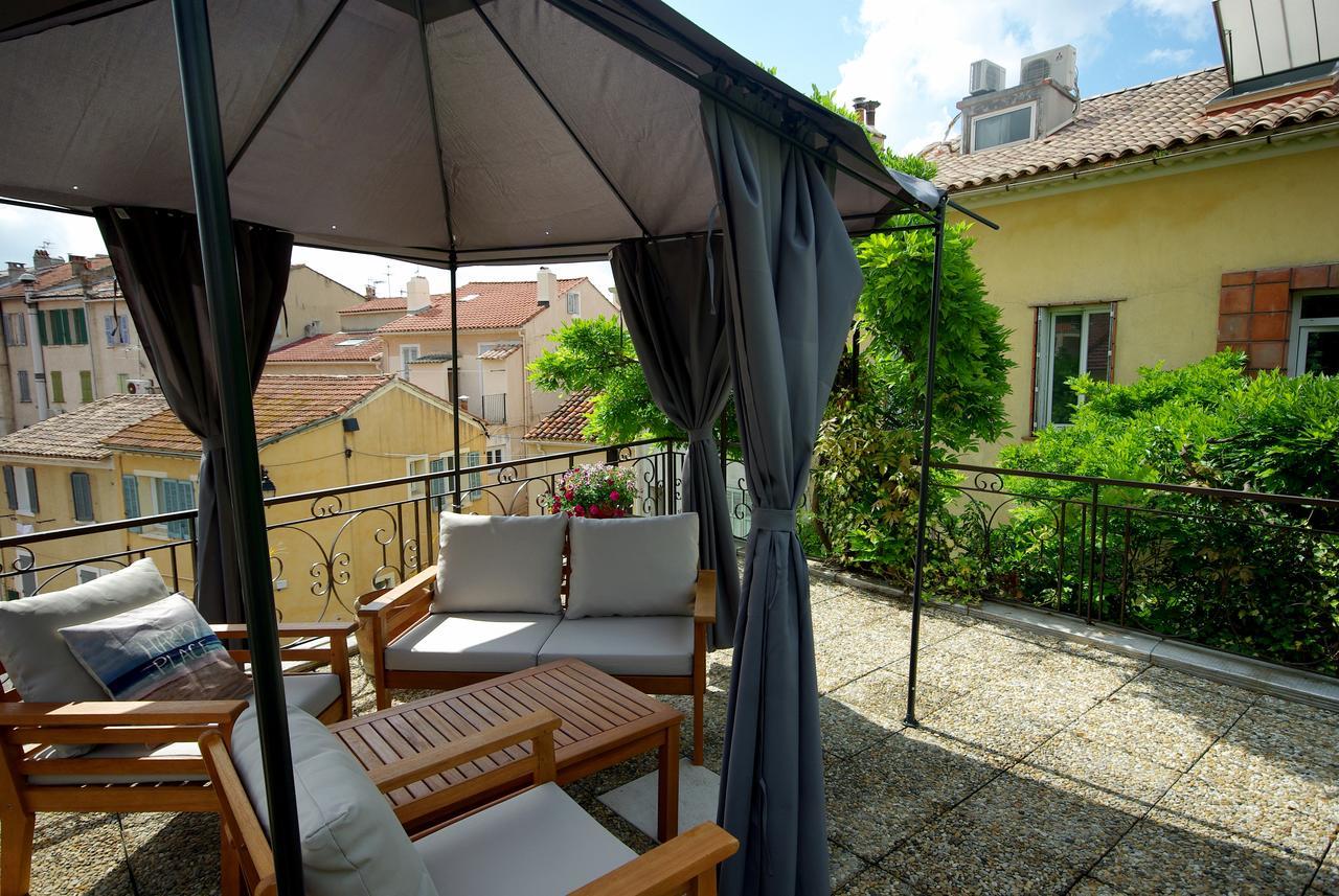Hotel L'Atmosphere Санари-сюр-Мер Екстериор снимка